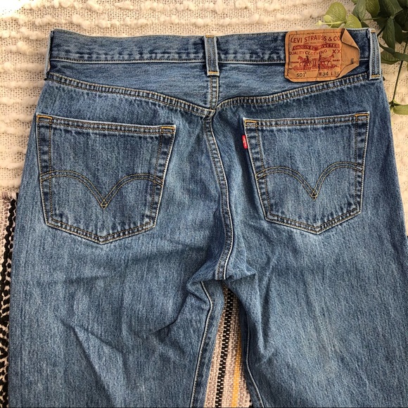 Levi’s 501 button fly red tab straight leg jeans - Picture 9 of 11